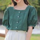 Short-sleeve Square-neck Blouse Green - One Size