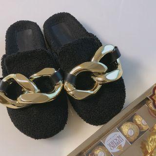 Chain-accent Dumble Slippers