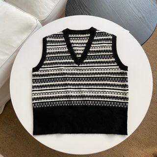 V-neck Striped Sweater Vest Black - One Size