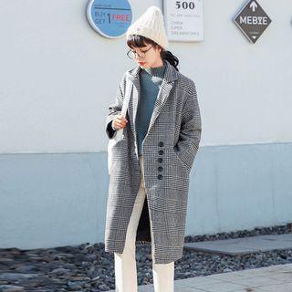 Buttoned Loose Plaid Coat