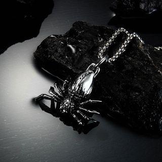 Spider Pendant Necklace
