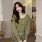 Square-neck Sweater / Floral A-line Skirt