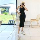 Pattern Sleeveless Top & Skirt Midi Set