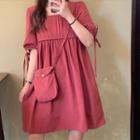 Short-sleeve Square-neck Shift Dress