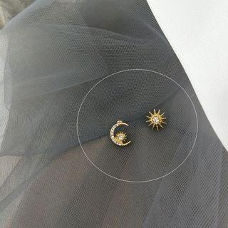 Non-matching Rhinestone Moon & Star Earring 1 Pair - 925 Silver - White & Gold - One Size
