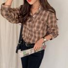 Dip-back Loose-fit Plaid Shirt