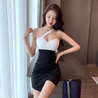 One-shoulder Two-tone Slim-fit Dress
