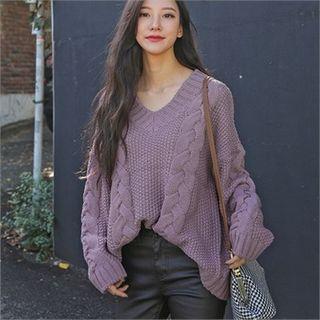 V-neck Drop-shoulder Cable-knit Sweater