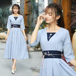 Set: Elbow-sleeve A-line Midi Dress+ Wide Belt