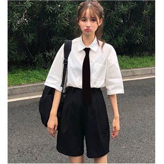 Short-sleeve Shirt With Tie / Shorts