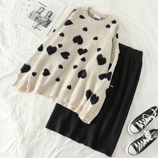Heart Print Loose-fit Sweater / Plain Knit Skirt
