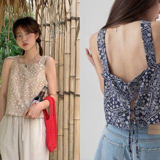 Tie-back Sleeveless Paisley Top