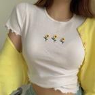 Embroidered Short-sleeve T-shirt / Light Jacket