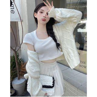 Hooded Zip-up Cardigan / Mini A-line Skirt / Cropped T-shirt
