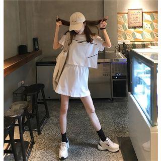 Short-sleeve Striped T-shirt + Striped Skirt