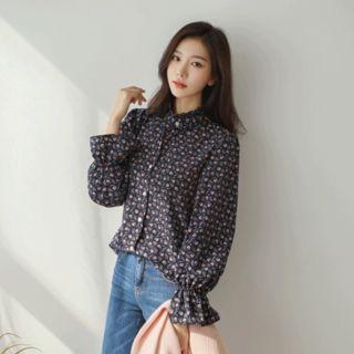 Frill-collar Patterned Blouse