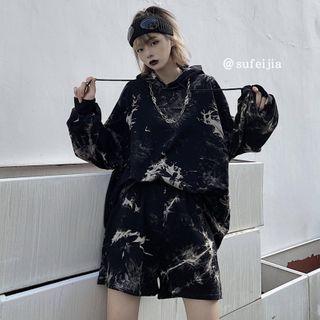 Set: Tie-dyed Hoodie + Shorts As Shown In Figure - One Size