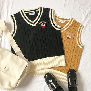 Cheese Embroidered Cable Knit Vest