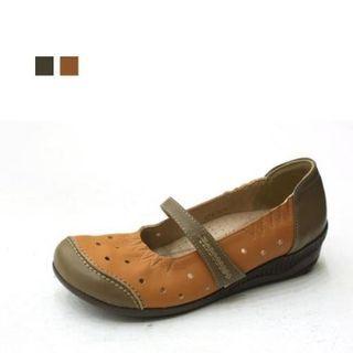 Punched Banded Sheepskin Wedges