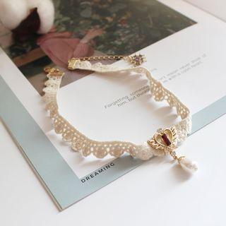 Faux Pearl Flying Heart Lace Choker