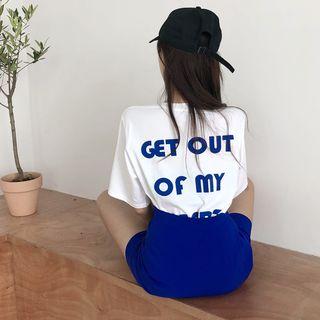 Printed Short-sleeve T-shirt / High Waist Pencil Skirt