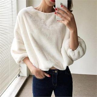 3/4-sleeve Fuax-fur Top