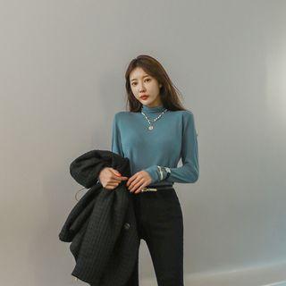 Turtleneck Soft-touch Slim Top