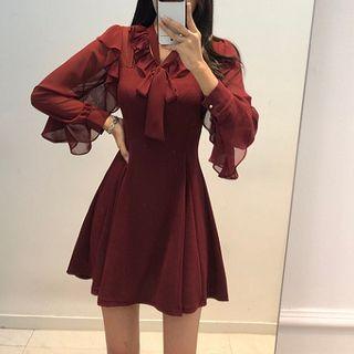 Plain V-neck Lettuce Edge Panel High-waist Chiffon A-line Long-sleeve Dress