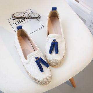 Contrast Fringed Flats