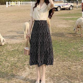 Short-sleeve Shirt / Printed Midi A-line Skirt