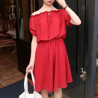 Set : Off-shoulder Short-sleeve Chiffon Top + Skirt