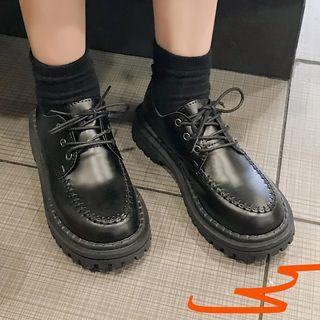 Lace-up Derby Shoes
