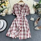 Single-breasted Plaid Short-sleeve A-line Dress