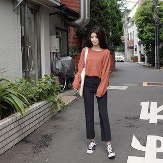 Long-sleeve Light Knit Top