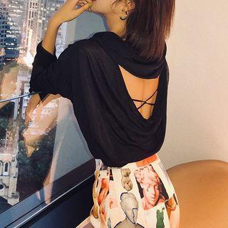Open-back Light Hoodie