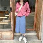 V-neck Sweatshirt / Denim Midi Pencil Skirt