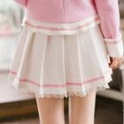 Lace Panel Pleated Knit Mini Skirt