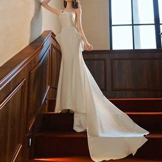 Sleeveless Bow Mermaid Wedding Gown