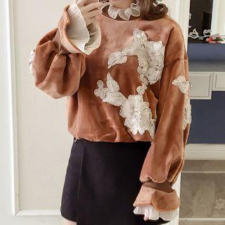 Mock Two-piece Flower Detail Pullover
