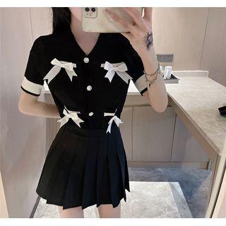 Short-sleeve Bow Knit Top / Pleated A-line Skirt / Set