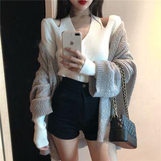 Cut Out V-neck Knit Top