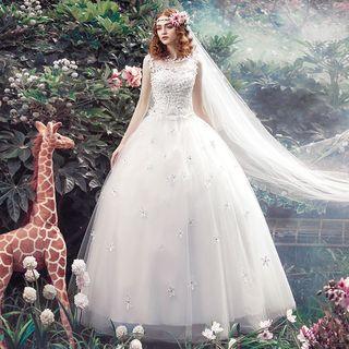 Flower Embroidered Sleeveless Wedding Ball Gown