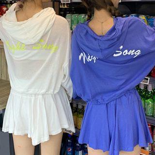 Set: Lettering Back Hooded Long-sleeve Top + Plain Skirt