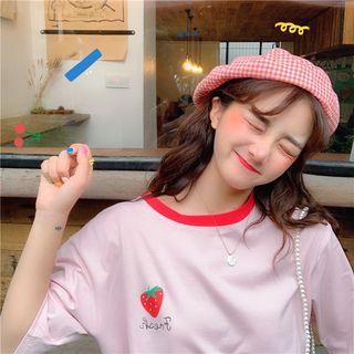 Print Loose-fit Short-sleeve T-shirt / Check Slim-fit Skirt