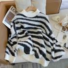 Zebra Print Sweater 173-k02 - Black & White - One Size