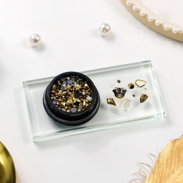 Nail Accessories Set Gold 1 Box