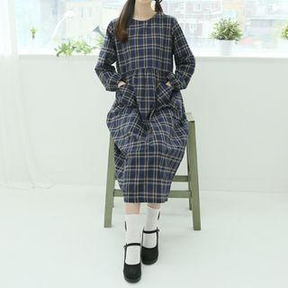 Dual-pocket Long Plaid Dress