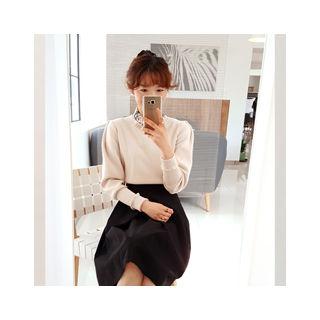 Crewneck Puff-sleeve Top