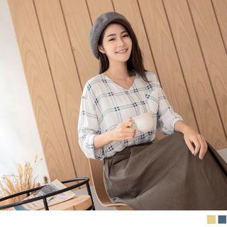 3/4 Sleeve V-neck Plaid Button-up Shirt