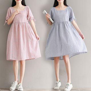 Square-neck Plaid Short-sleeve Midi Skirt